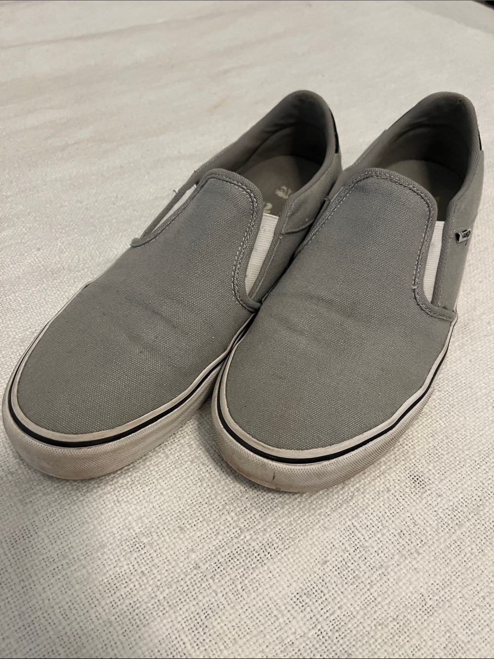 Vans Men's Vans Asher Deluxe Slip-On Sneaker -- Gray. Sz 12 (Deluxe Comfort)